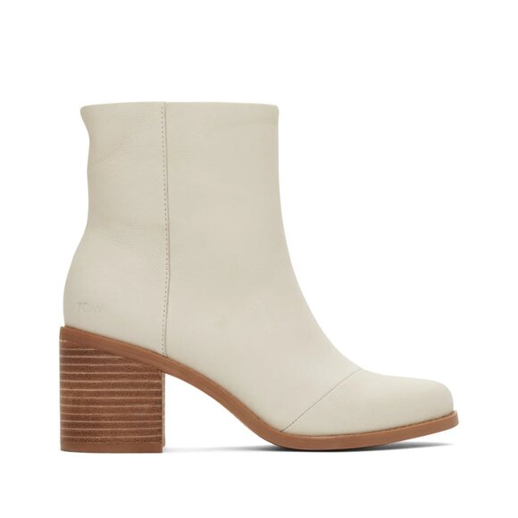 Toms Shoes - NIB Toms Evelyn Heeled Boot in Light Sand Leather, Size 8.5